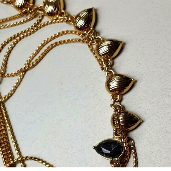 Hang of things gold body chain - Picture 5 of 5